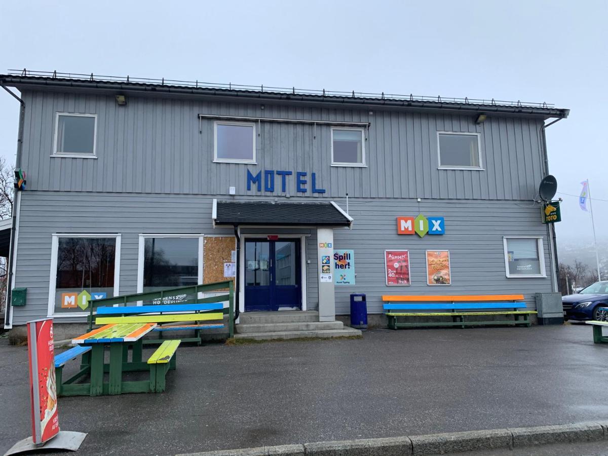 Motel Mix Tana Spiseri Og Overnatting Exterior foto